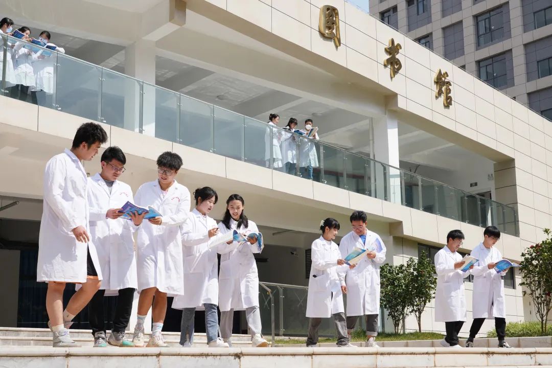 2023年昆明醫(yī)科大學(xué)海源學(xué)院專升本招生簡章公布！(圖3)